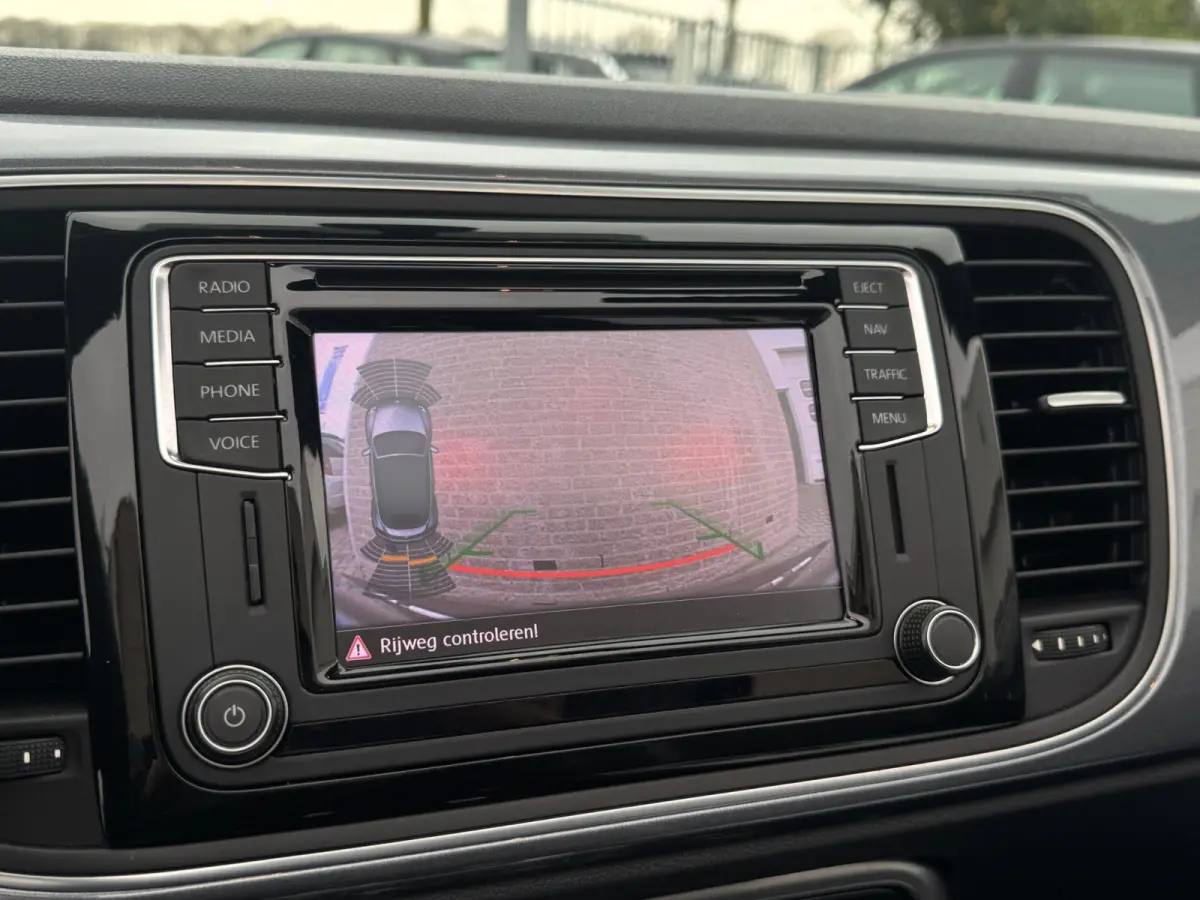 Coccinelle 1.2 TSI Exclusive Series CAMERA / AUTOMAAT / PDC / NAVI / CHROMEDELEN EXT.