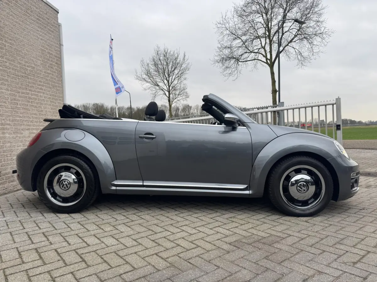Coccinelle 1.2 TSI Exclusive Series CAMERA / AUTOMAAT / PDC / NAVI / CHROMEDELEN EXT.