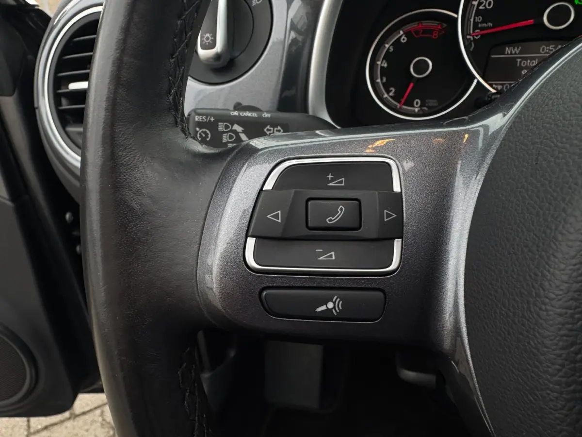 Coccinelle 1.2 TSI Exclusive Series CAMERA / AUTOMAAT / PDC / NAVI / CHROMEDELEN EXT.