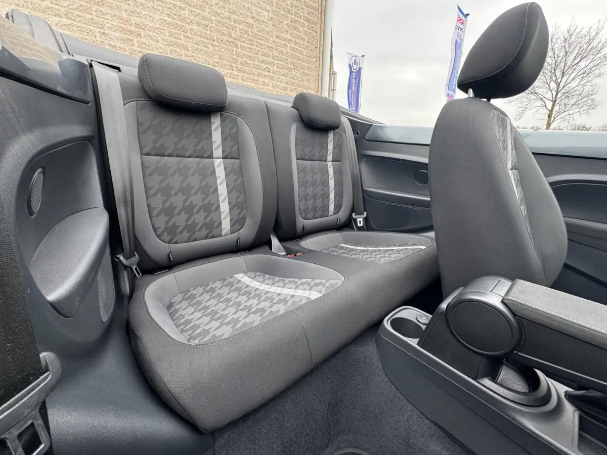 Coccinelle 1.2 TSI Exclusive Series CAMERA / AUTOMAAT / PDC / NAVI / CHROMEDELEN EXT.