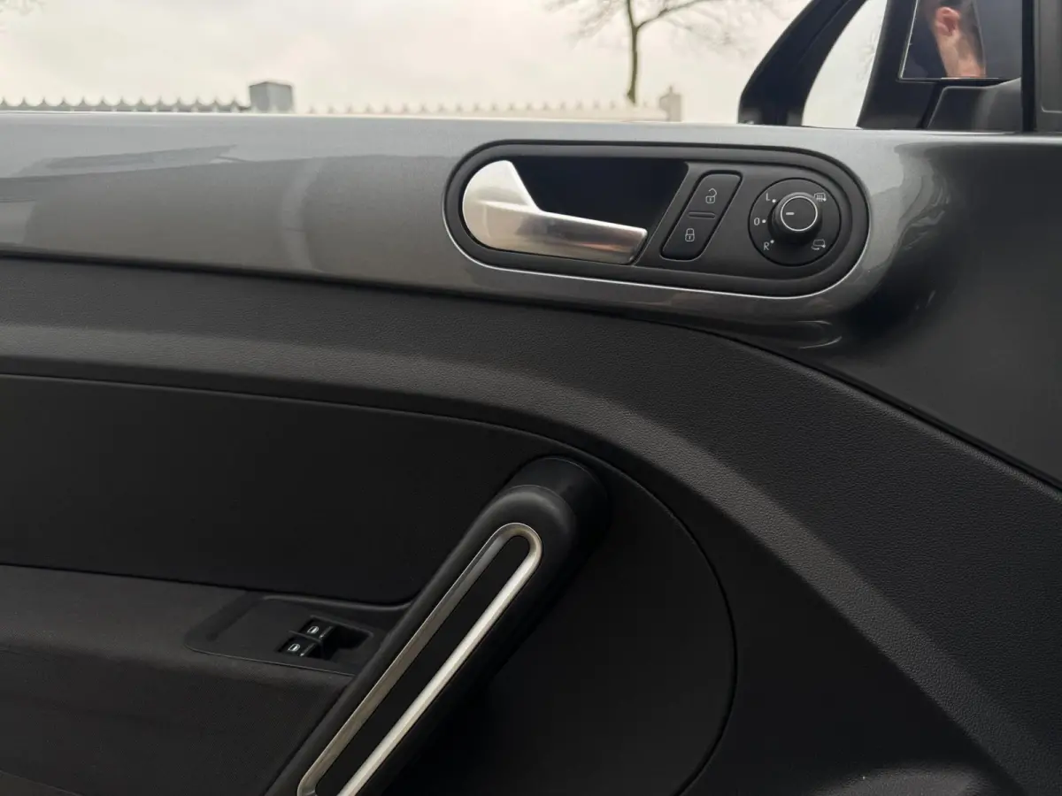 Coccinelle 1.2 TSI Exclusive Series CAMERA / AUTOMAAT / PDC / NAVI / CHROMEDELEN EXT.
