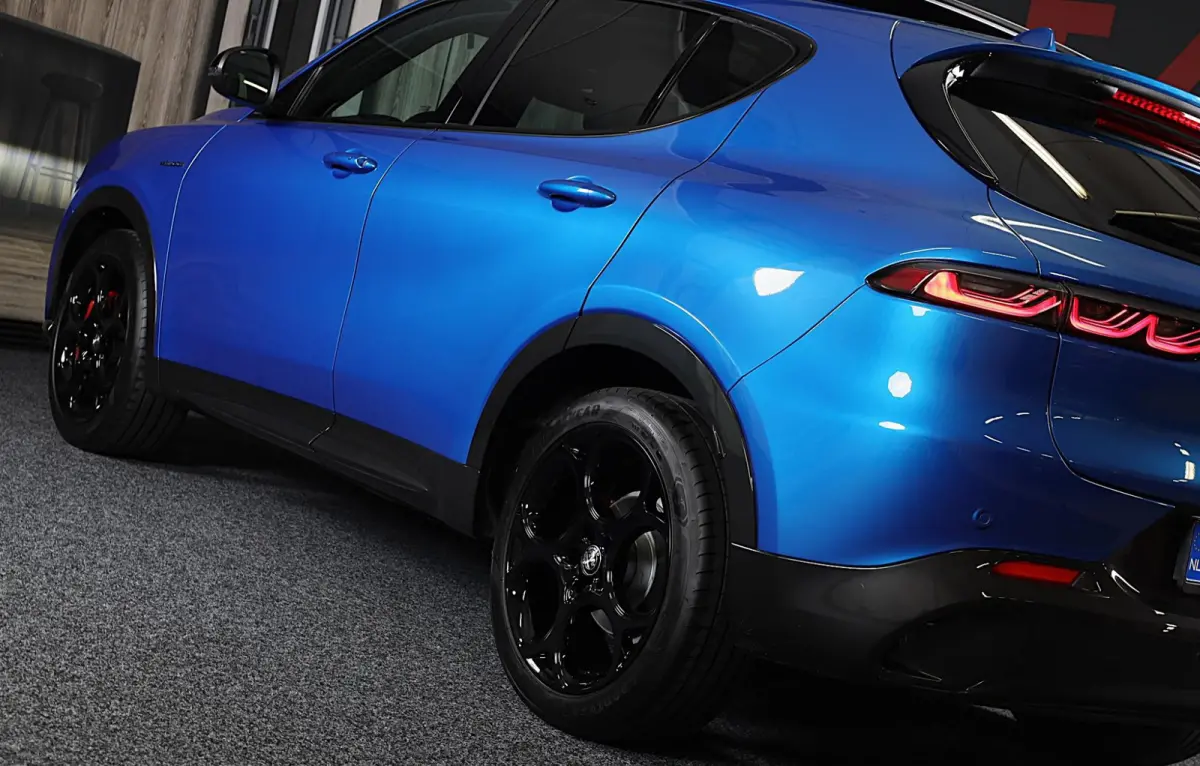 1.5T Hybrid Veloce / Acc / Lane Assist / Leder / 360 Camera / HK / Open Pano / Led / Pdc / 20 Inch