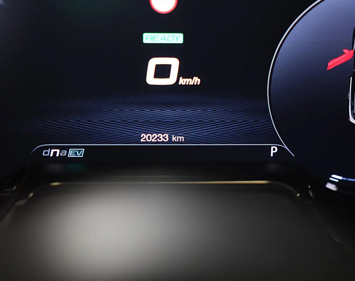 1.5T Hybrid Veloce / Acc / Lane Assist / Leder / 360 Camera / HK / Open Pano / Led / Pdc / 20 Inch