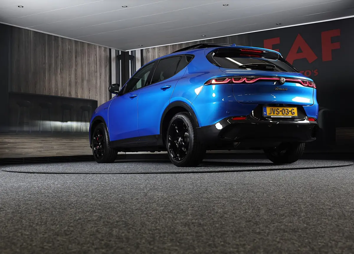 1.5T Hybrid Veloce / Acc / Lane Assist / Leder / 360 Camera / HK / Open Pano / Led / Pdc / 20 Inch