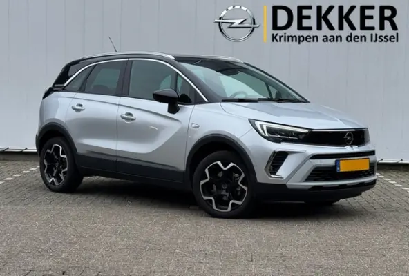 1.2 Turbo Ultimate met Navi/Camera, AGR met Alcantara, 17inch