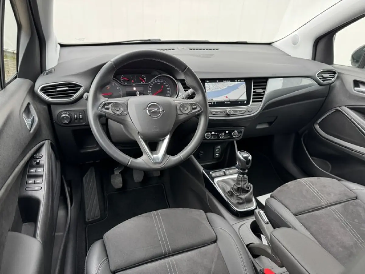 1.2 Turbo Ultimate met Navi/Camera, AGR met Alcantara, 17inch
