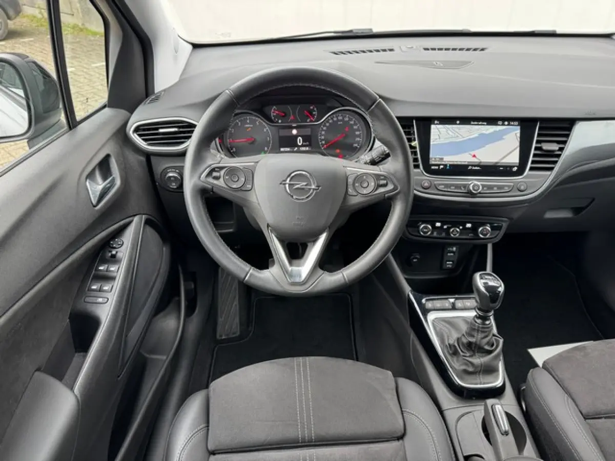 1.2 Turbo Ultimate met Navi/Camera, AGR met Alcantara, 17inch