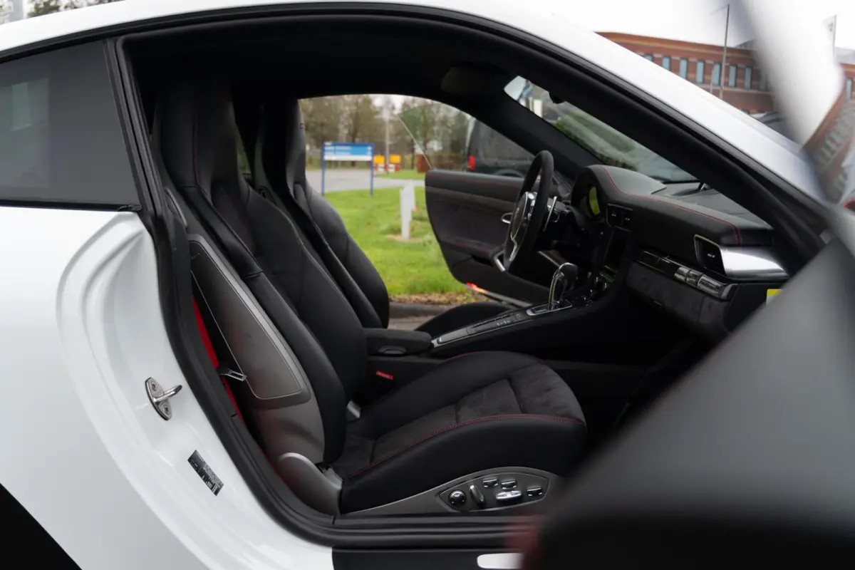 3.8 GT3 PDK | Exclusive | Carbon | Lift | Sportstoelen | LED | 111 Punten Check | Dealer onderhouden
