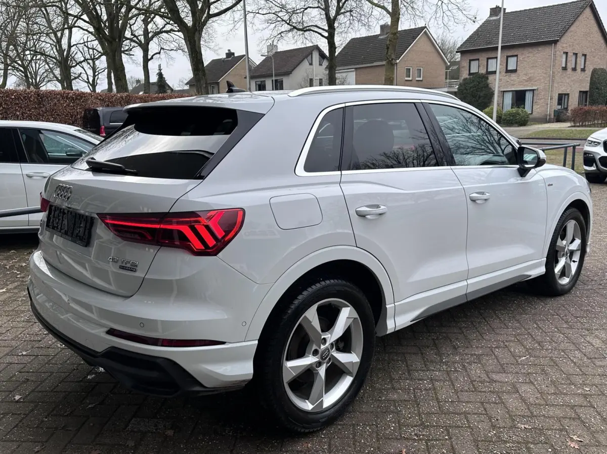 40 TFSI quattro S-Line Led, Camera, Carplay, ACC, LM..