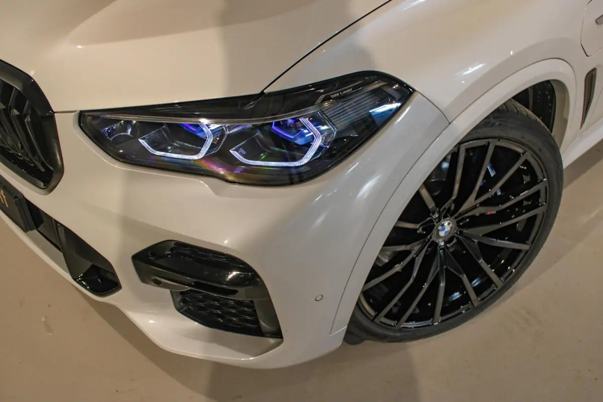 xDrive45e High Executive M-sport Pro SKYL | LASER