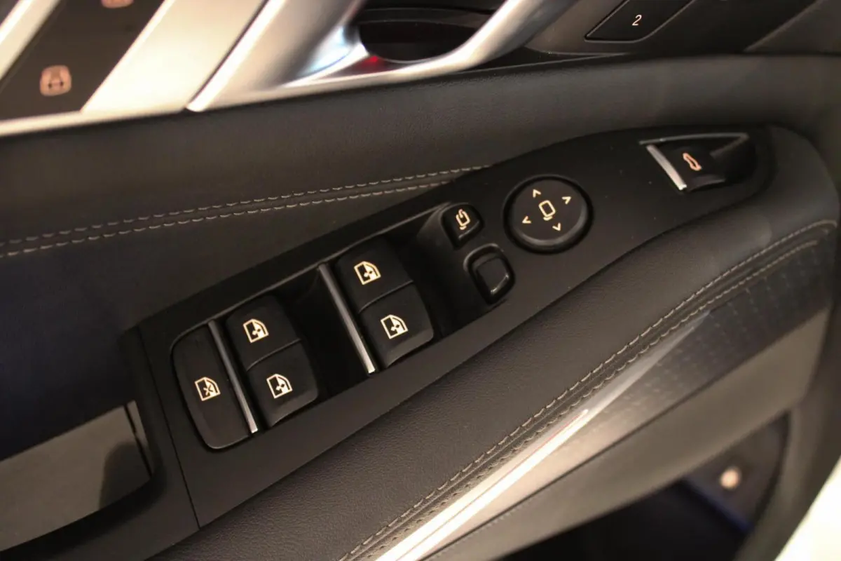 xDrive45e High Executive M-sport Pro SKYL | LASER