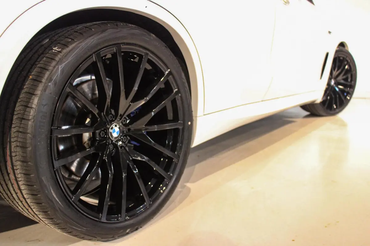 xDrive45e High Executive M-sport Pro SKYL | LASER
