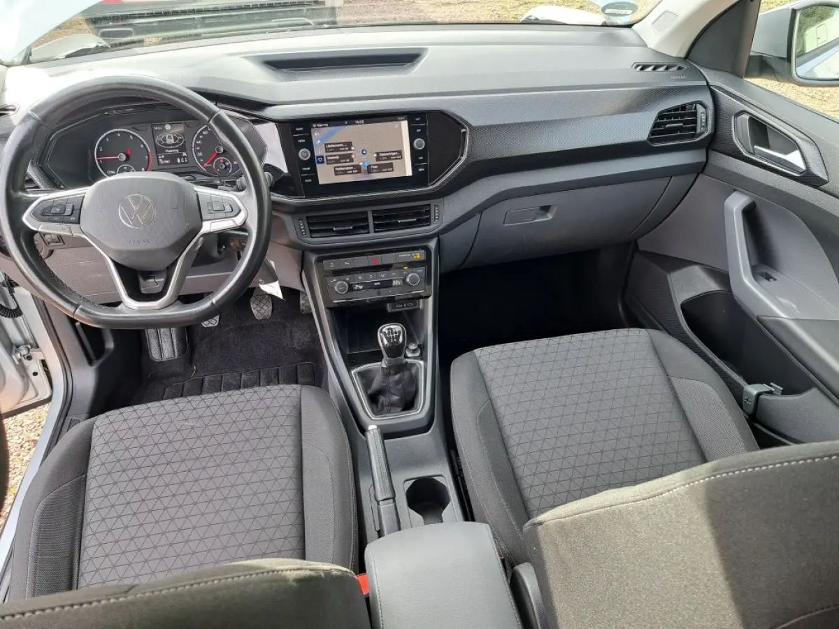 1.0 TSI Life Business 95 Pk Ecc, Apple carplay, Navigatie