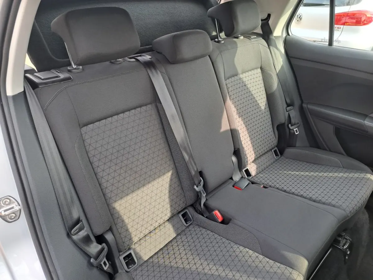1.0 TSI Life Business 95 Pk Ecc, Apple carplay, Navigatie