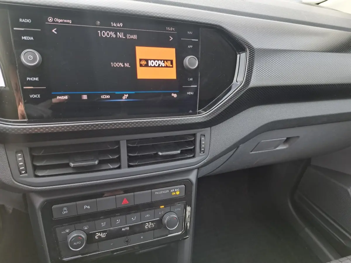 1.0 TSI Life Business 95 Pk Ecc, Apple carplay, Navigatie