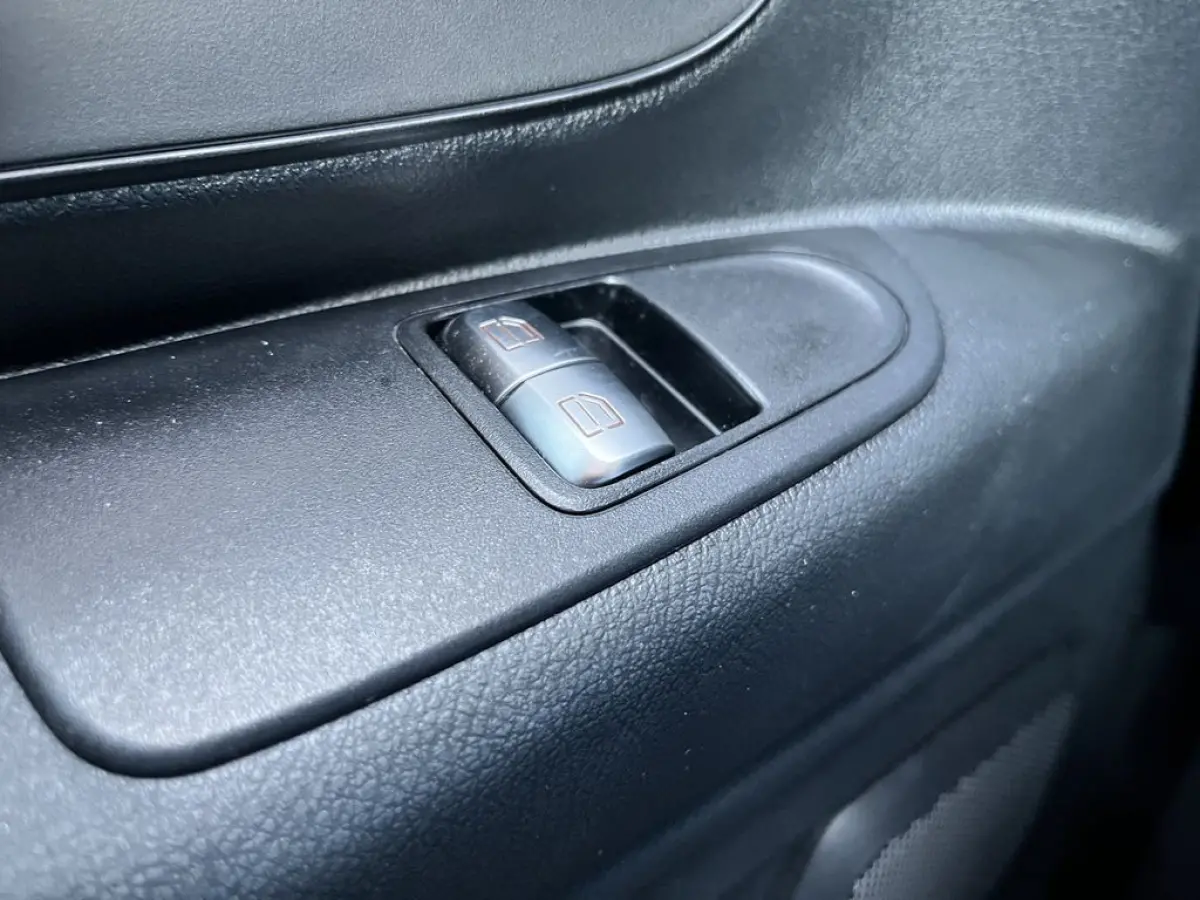 110 CDI 102pk E6 Lang DC 5p Comfort Lease €389 p/m, Airco Clima, Carplay, PDC V+A, Onderhoudshistorie aanwezig