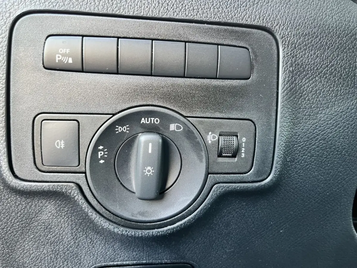 110 CDI 102pk E6 Lang DC 5p Comfort Lease €389 p/m, Airco Clima, Carplay, PDC V+A, Onderhoudshistorie aanwezig