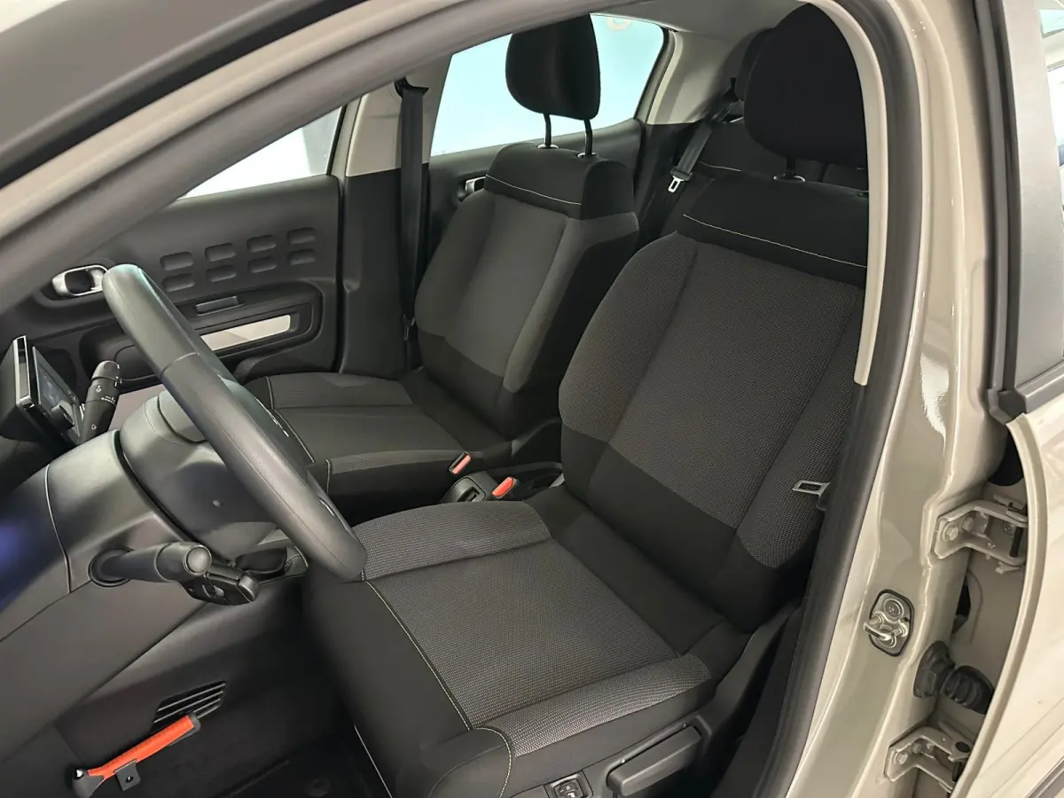 1.2 PureTech You Stoelverwarming | parkeersensoren | airco | cruise controle