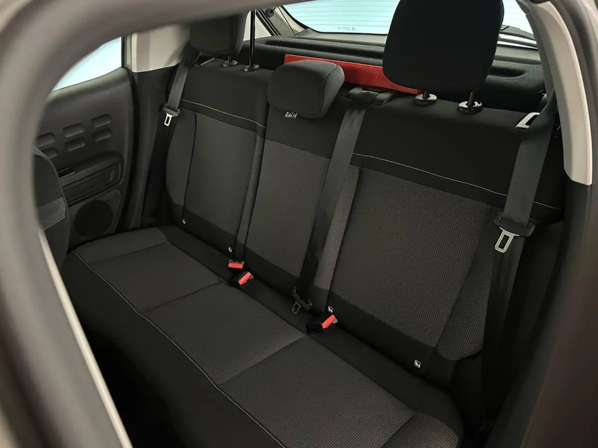 1.2 PureTech You Stoelverwarming | parkeersensoren | airco | cruise controle