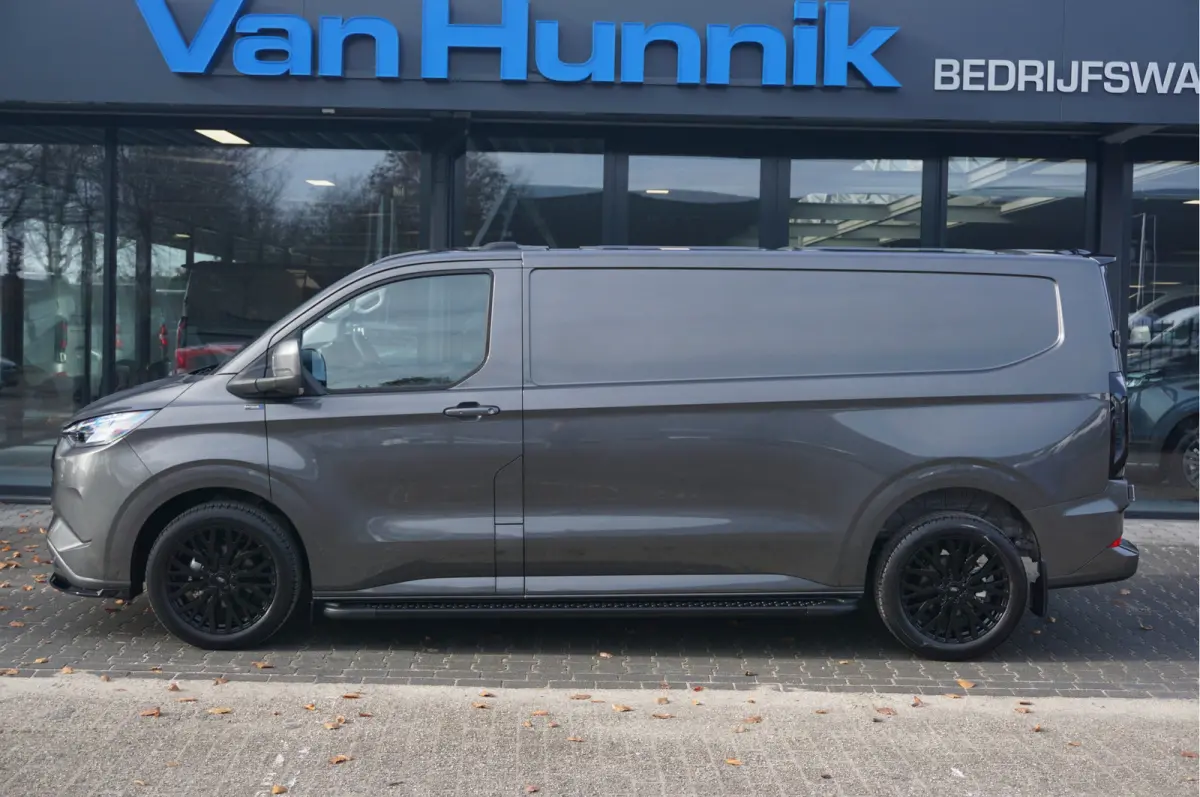 320L 2.5 PHEV Hybride 233PK JWR EDITION PRIJS INCL. BPM !! 13" Navi, Adap. Cruise, Camera, 19" LM, Trekhaak!! NR. HYB015