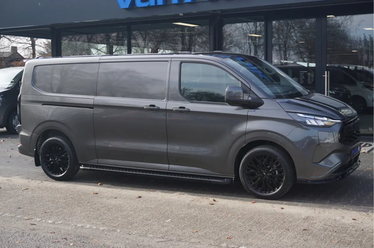 320L 2.5 PHEV Hybride 233PK JWR EDITION PRIJS INCL. BPM !! 13" Navi, Adap. Cruise, Camera, 19" LM, Trekhaak!! NR. HYB015