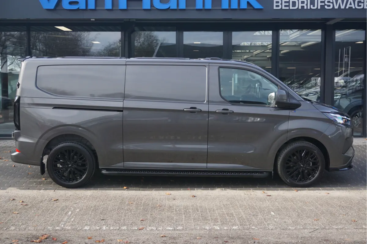 320L 2.5 PHEV Hybride 233PK JWR EDITION PRIJS INCL. BPM !! 13" Navi, Adap. Cruise, Camera, 19" LM, Trekhaak!! NR. HYB015