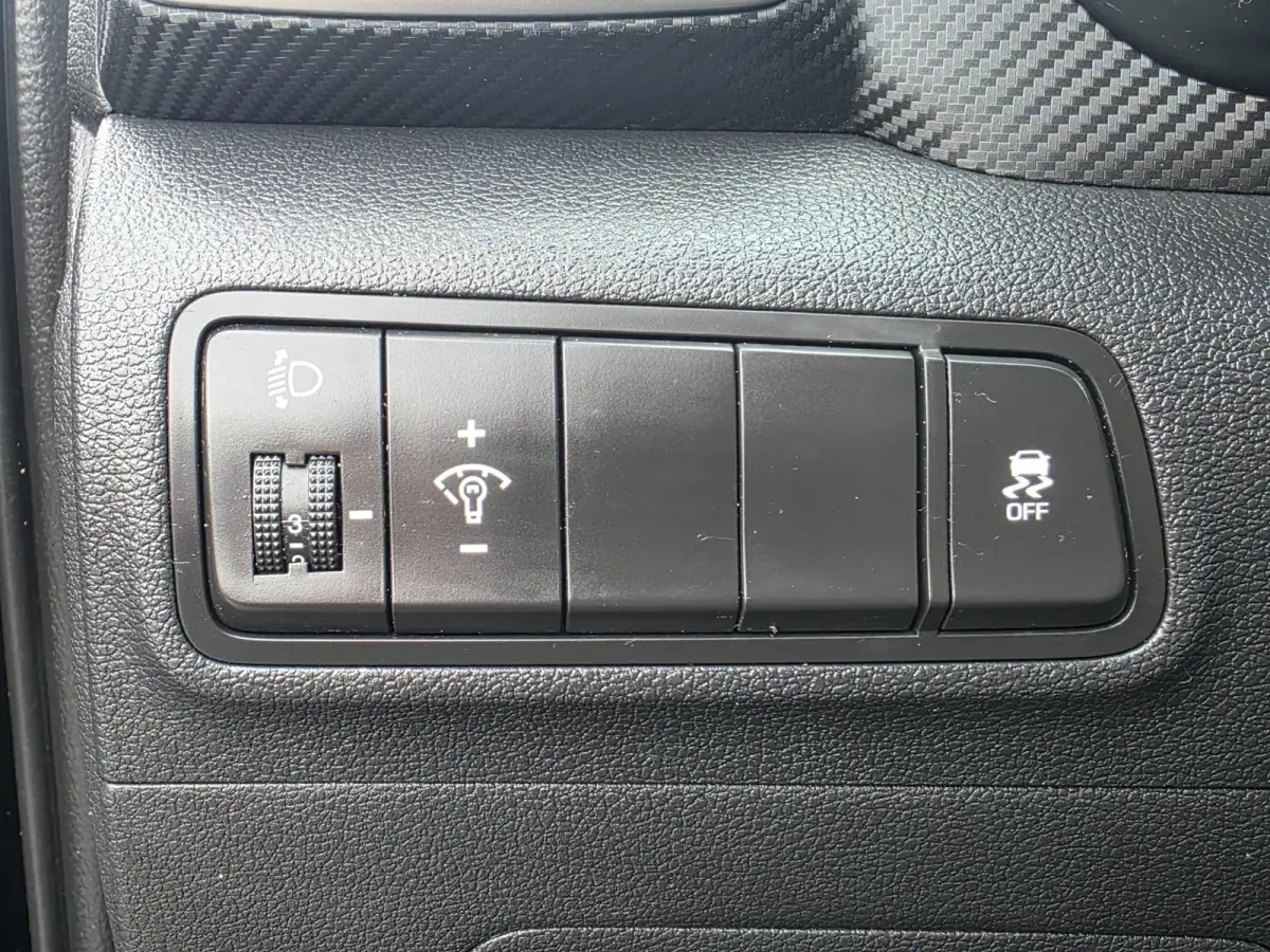 1.6 T-GDI Comfort | Met o.a. achteruitrijcamera, navigatie, airco, start/stop, DAB radio en dimlichten automatisch