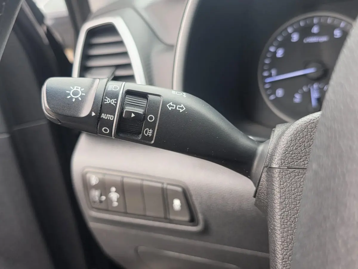 1.6 T-GDI Comfort | Met o.a. achteruitrijcamera, navigatie, airco, start/stop, DAB radio en dimlichten automatisch
