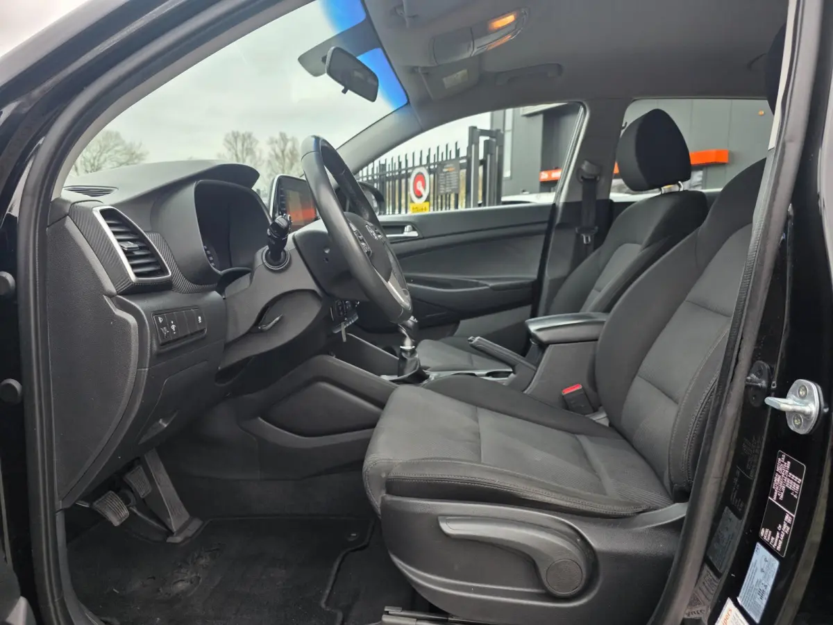 1.6 T-GDI Comfort | Met o.a. achteruitrijcamera, navigatie, airco, start/stop, DAB radio en dimlichten automatisch