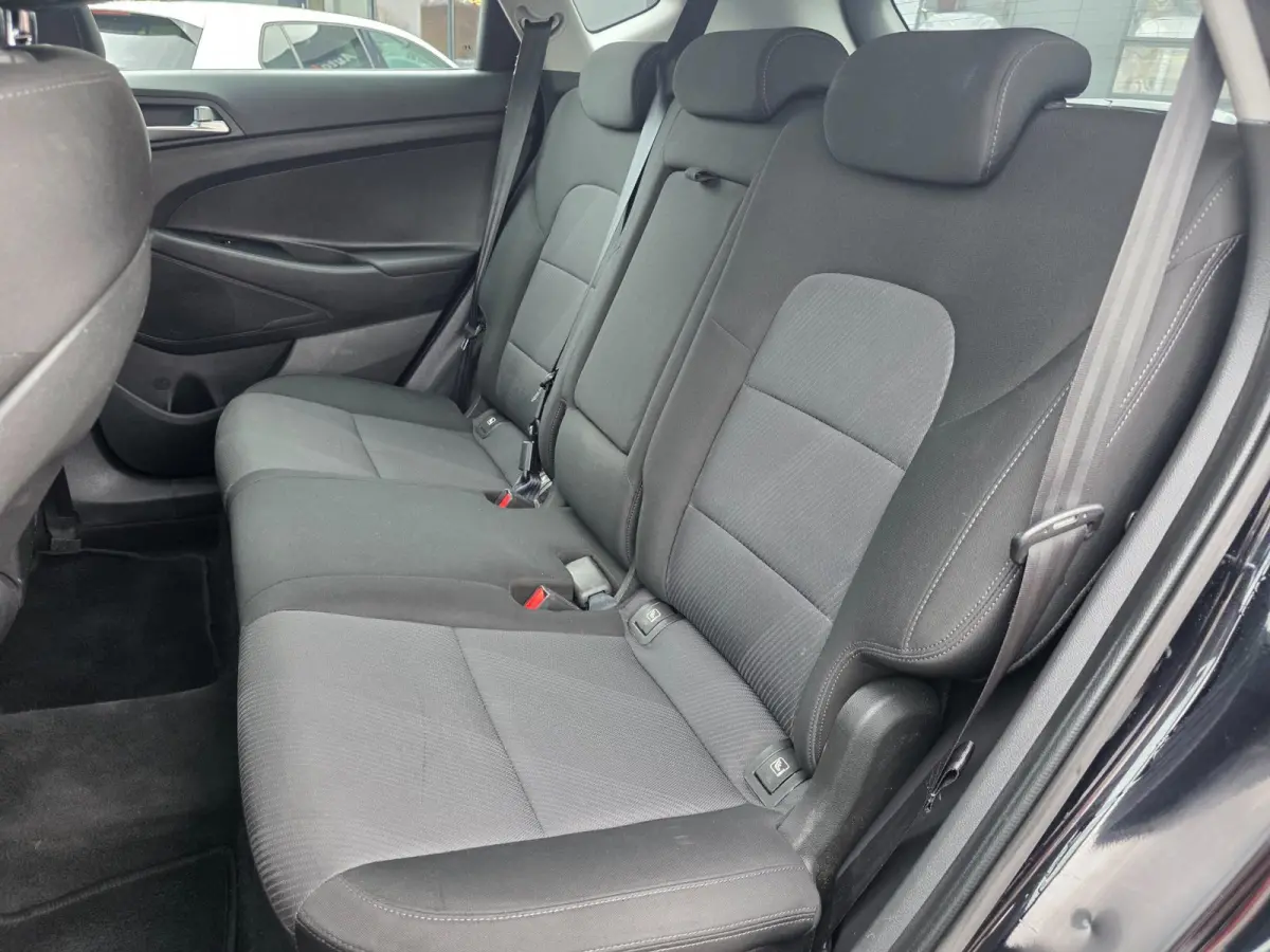 1.6 T-GDI Comfort | Met o.a. achteruitrijcamera, navigatie, airco, start/stop, DAB radio en dimlichten automatisch