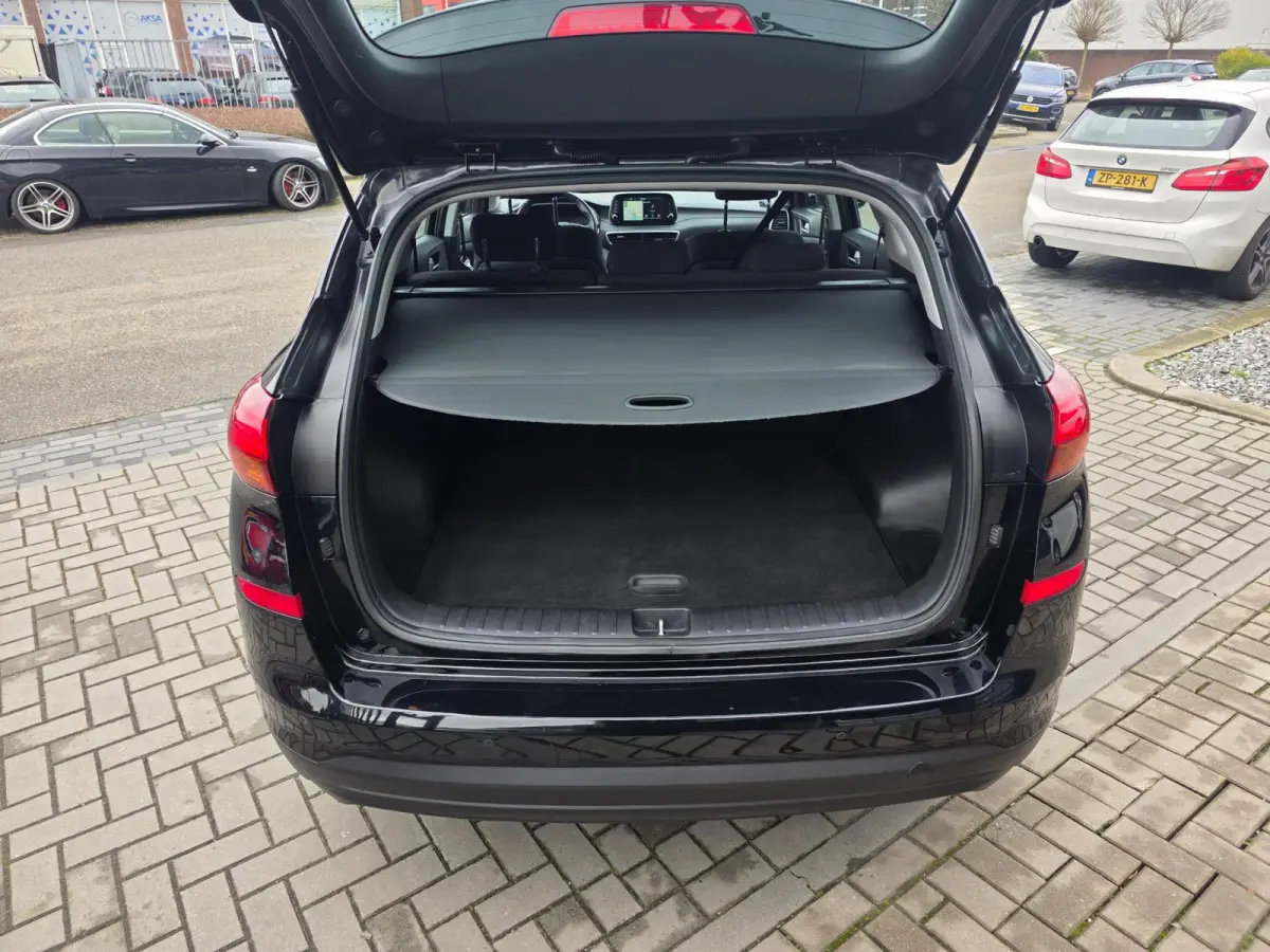 1.6 T-GDI Comfort | Met o.a. achteruitrijcamera, navigatie, airco, start/stop, DAB radio en dimlichten automatisch