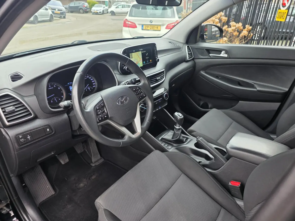 1.6 T-GDI Comfort | Met o.a. achteruitrijcamera, navigatie, airco, start/stop, DAB radio en dimlichten automatisch