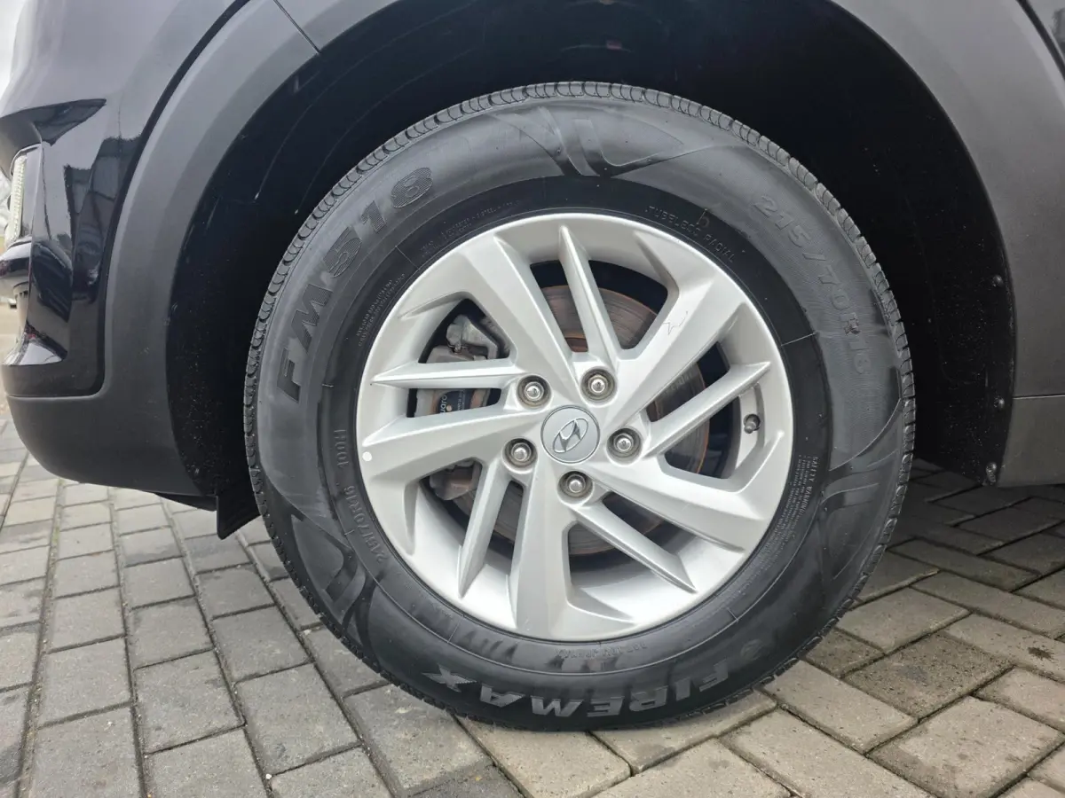 1.6 T-GDI Comfort | Met o.a. achteruitrijcamera, navigatie, airco, start/stop, DAB radio en dimlichten automatisch