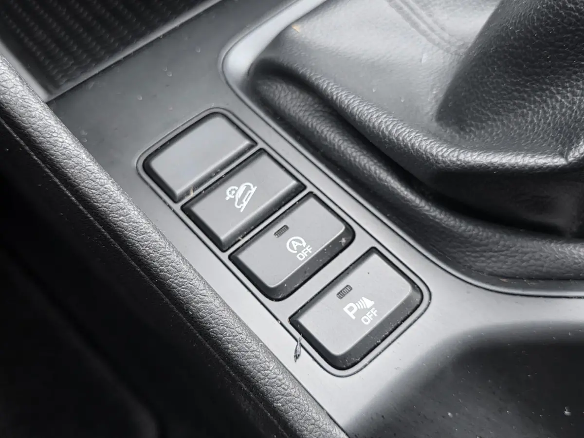 1.6 T-GDI Comfort | Met o.a. achteruitrijcamera, navigatie, airco, start/stop, DAB radio en dimlichten automatisch