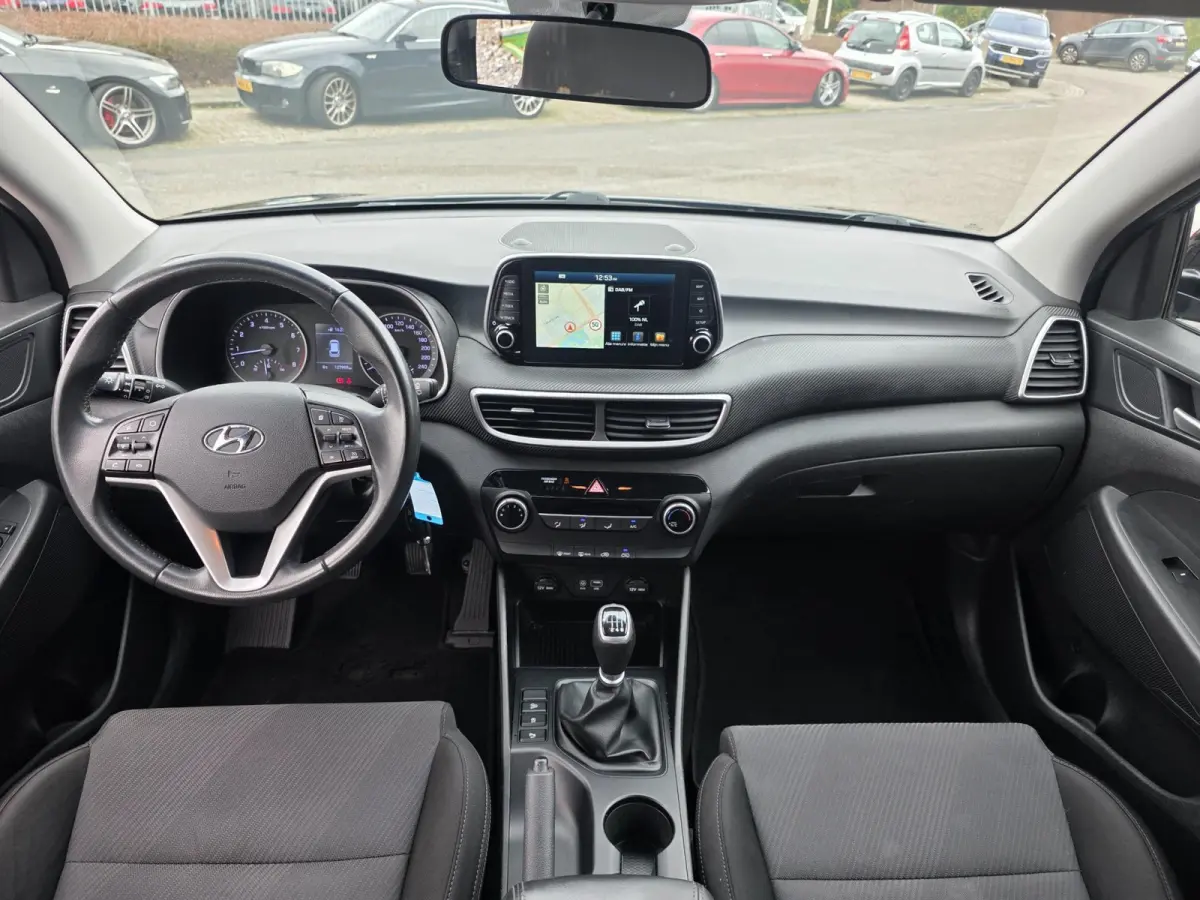 1.6 T-GDI Comfort | Met o.a. achteruitrijcamera, navigatie, airco, start/stop, DAB radio en dimlichten automatisch