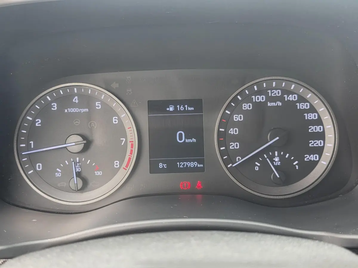1.6 T-GDI Comfort | Met o.a. achteruitrijcamera, navigatie, airco, start/stop, DAB radio en dimlichten automatisch