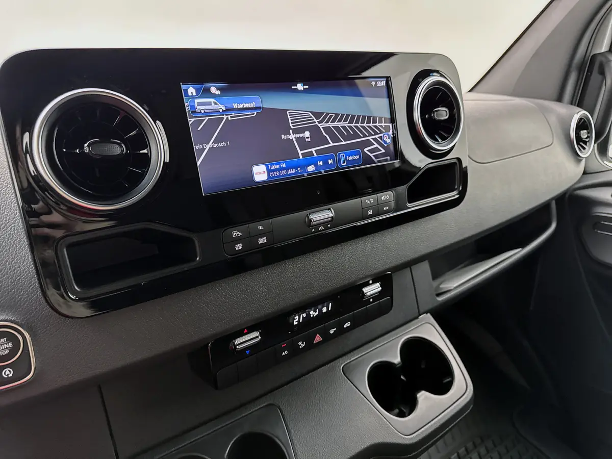 319 CDI L2H1 Pro Betimmering Navigatie Stoelverwarming Trekhaak Parkeerpakket BPM vrij