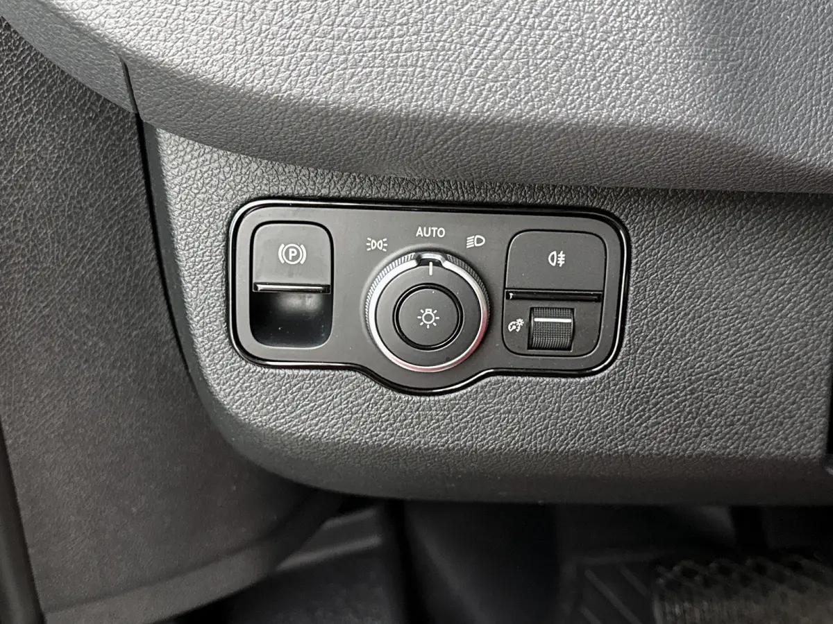 319 CDI L2H2 Pro Led Trekhaak Navigatie Parkeerpakket Stoelverwarming Led high performance