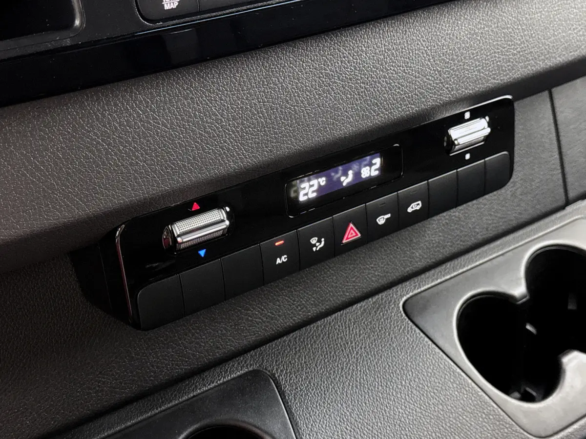 319 CDI L2H2 Pro Led Trekhaak Navigatie Parkeerpakket Stoelverwarming Led high performance