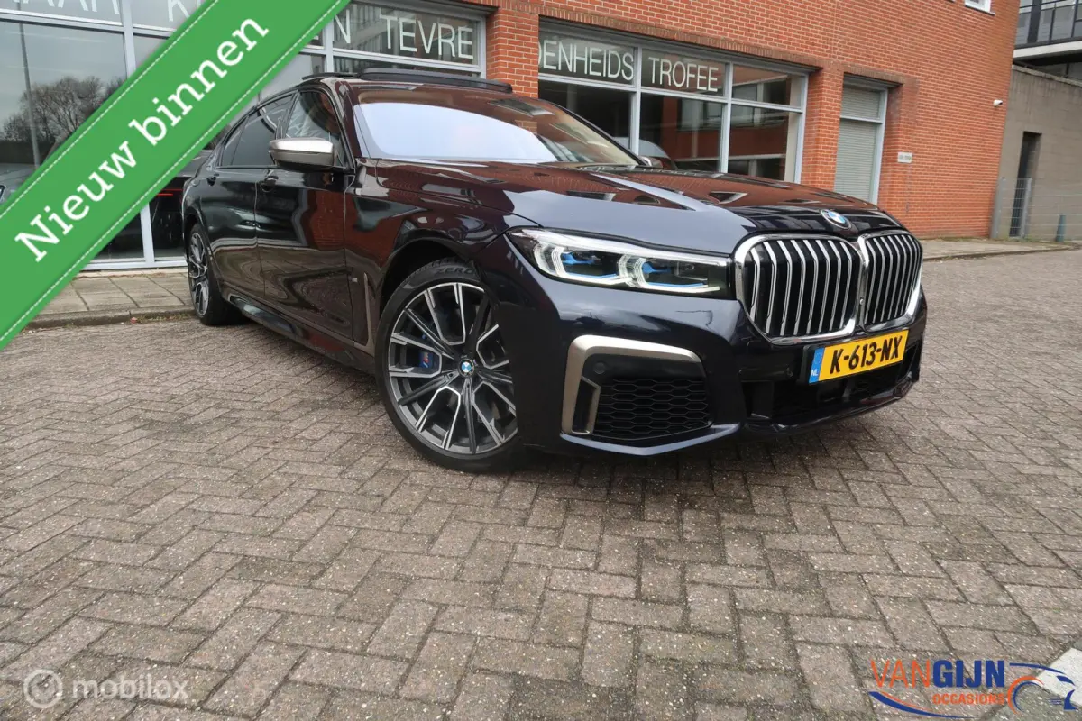 M760Li xDrive High Executive M-Sport 585 PK