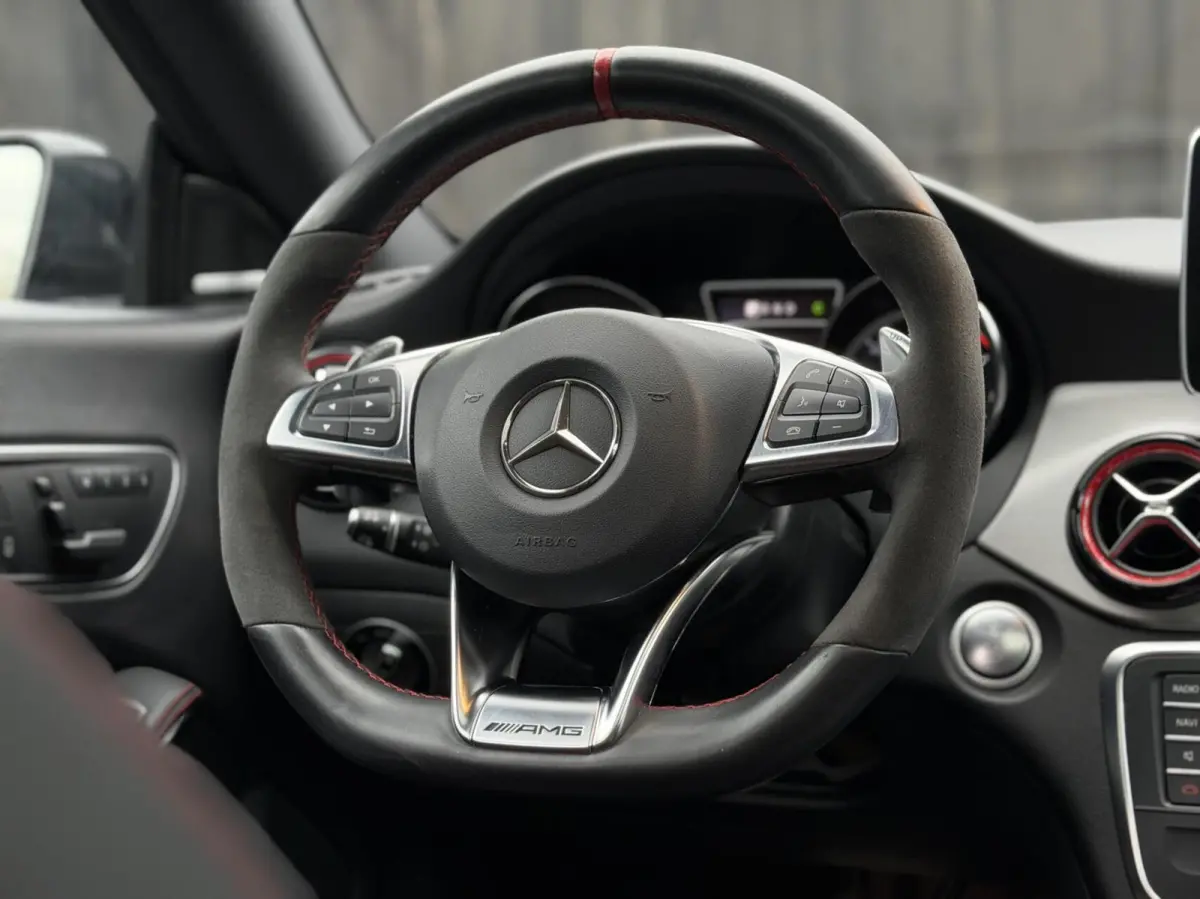 AMG 45 4MATIC| Schaalst.| Panodak| Vol