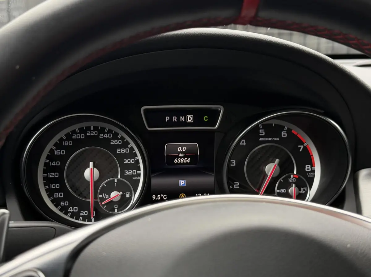 AMG 45 4MATIC| Schaalst.| Panodak| Vol