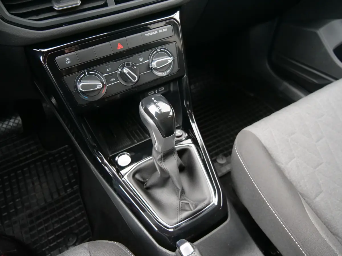 1.0 TSI Life Edition 116 Pk Automaat Apple Carplay / DAB / Camera