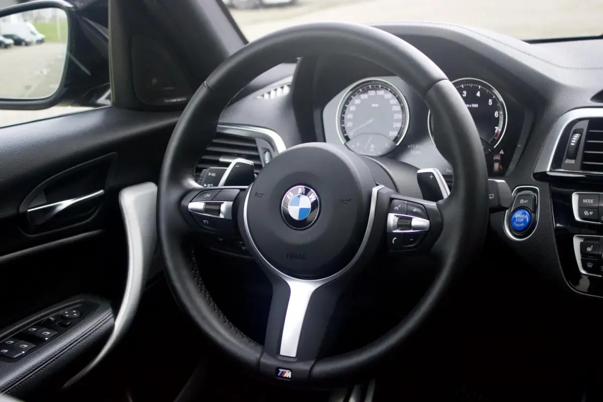 M140i xDrive| Schuifdak - LCI2 - Memory - Camera