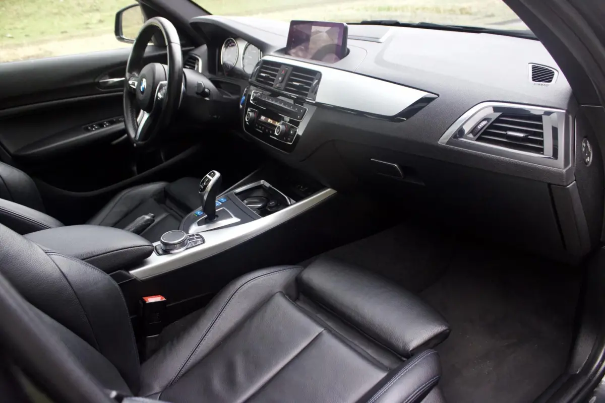 M140i xDrive| Schuifdak - LCI2 - Memory - Camera