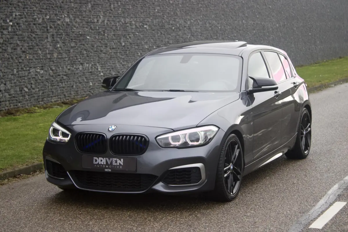 M140i xDrive| Schuifdak - LCI2 - Memory - Camera