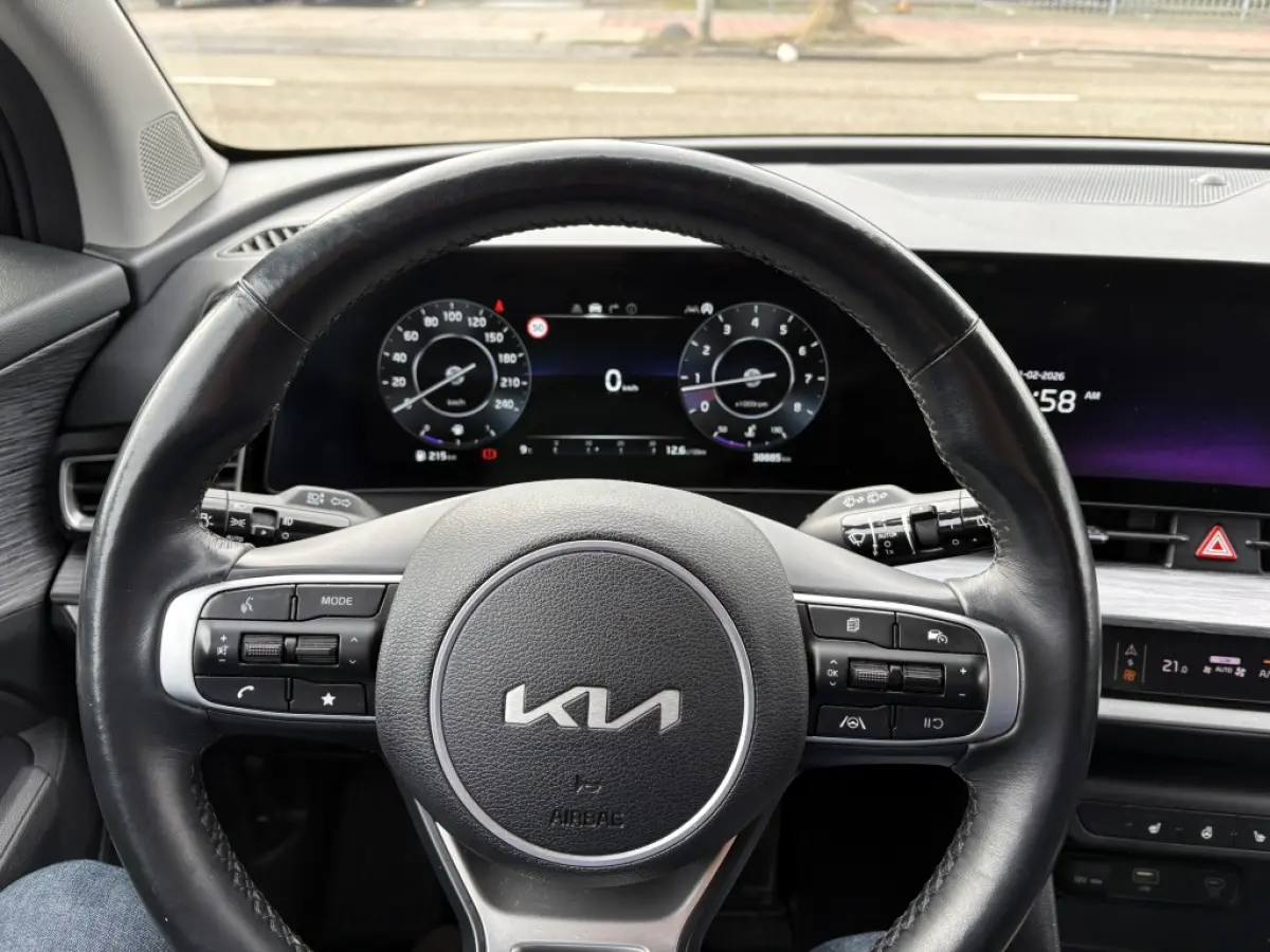 1.6 T-GDi DynamicLine | Navi | LED | LMV | Apple Carplay + Andro