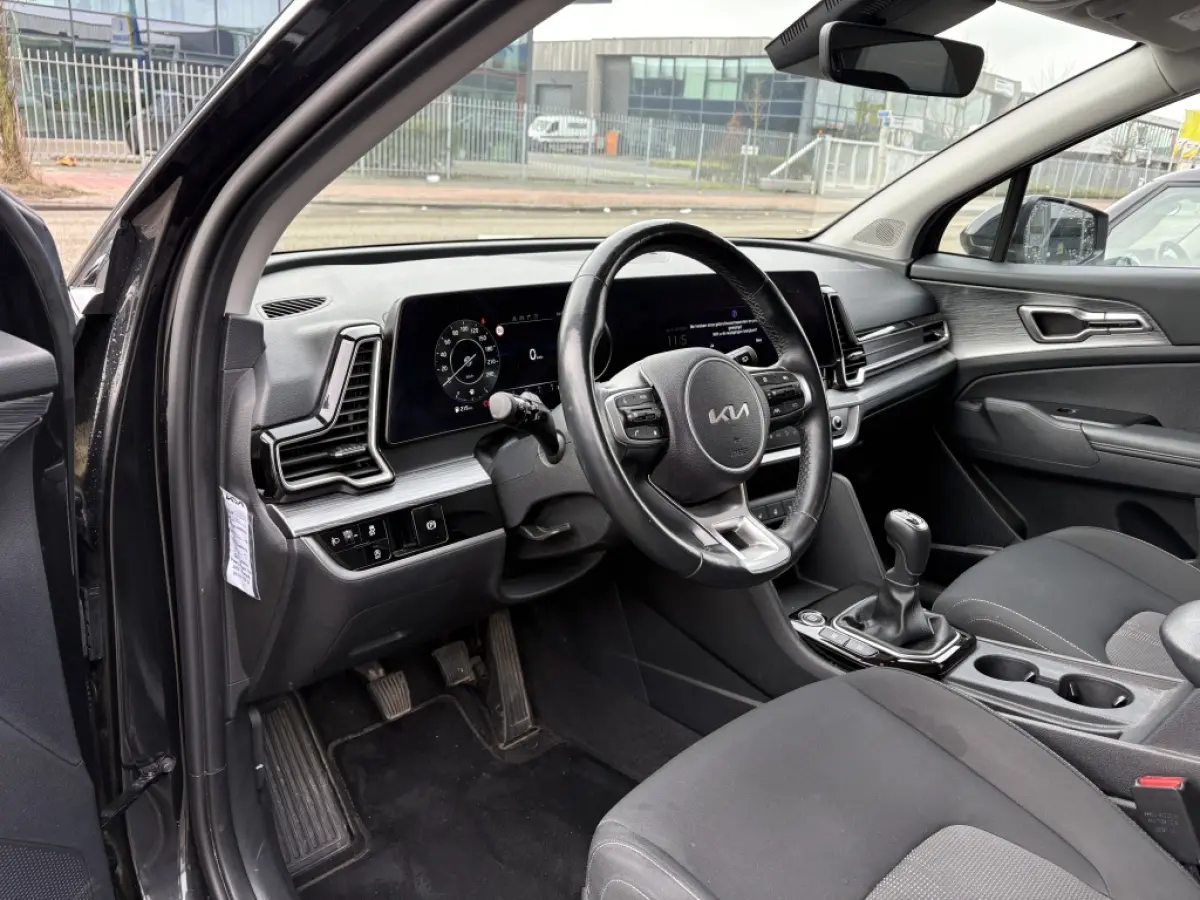 1.6 T-GDi DynamicLine | Navi | LED | LMV | Apple Carplay + Andro
