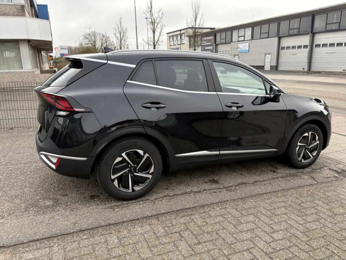 1.6 T-GDi DynamicLine | Navi | LED | LMV | Apple Carplay + Andro