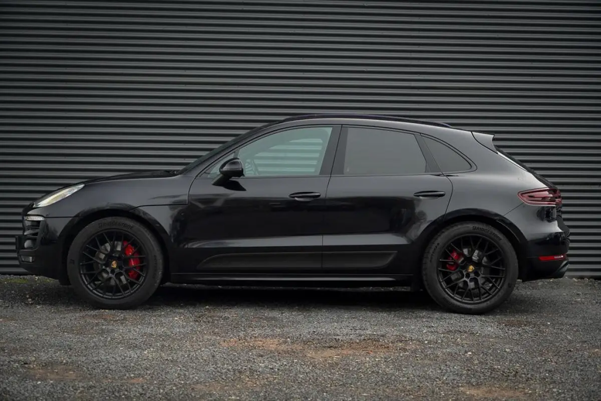 3.0 GTS / Pano / Luchtvering / Trekhaak / Sportstoelen / Carplay